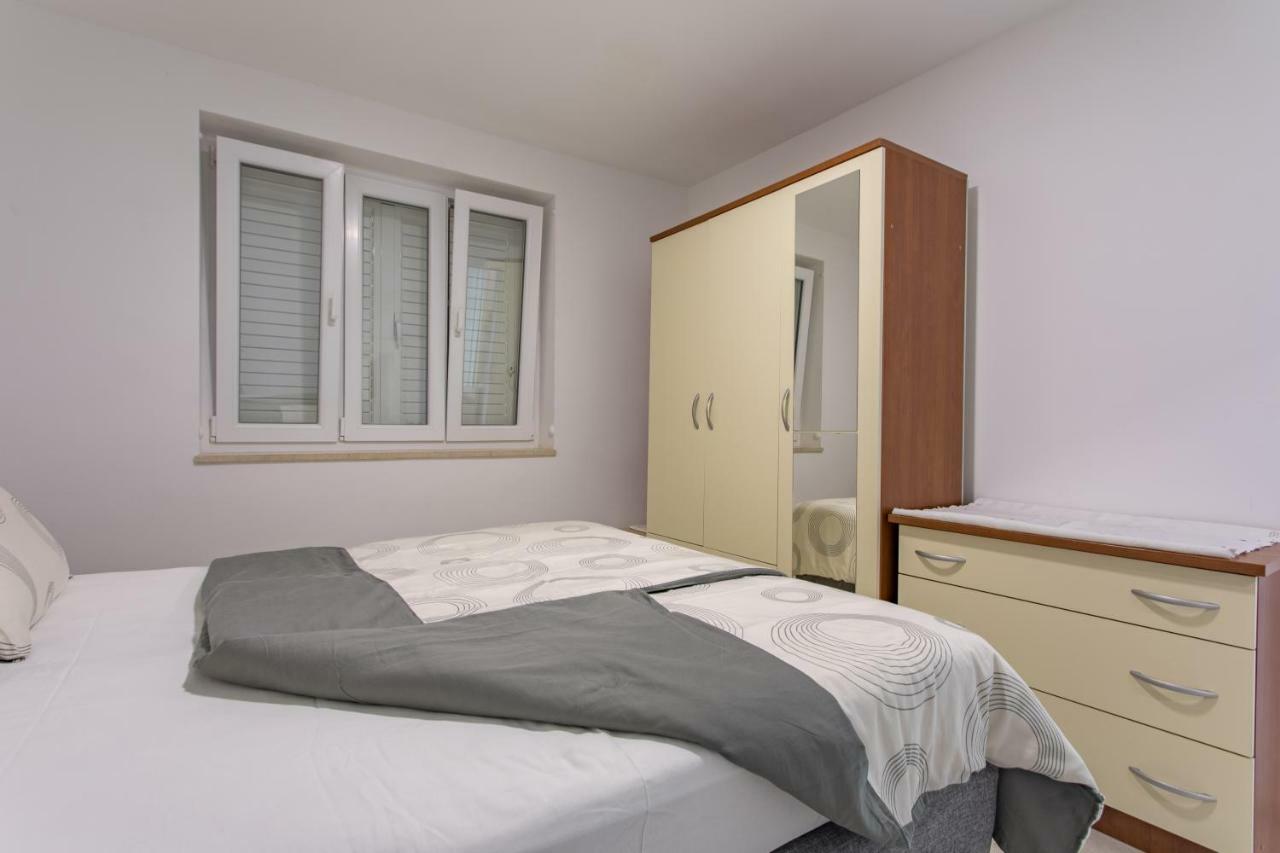 Apartmani Marija Jakir Brela Zewnętrze zdjęcie