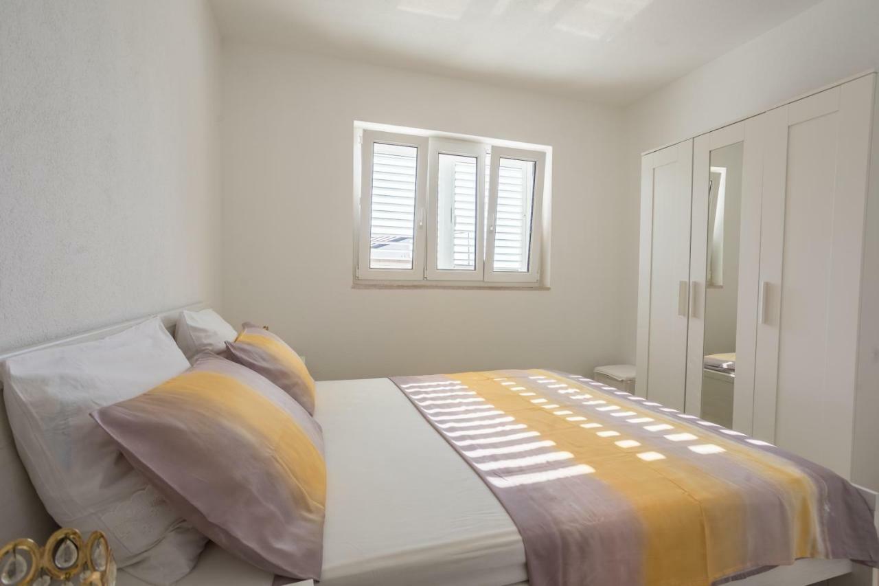 Apartmani Marija Jakir Brela Zewnętrze zdjęcie