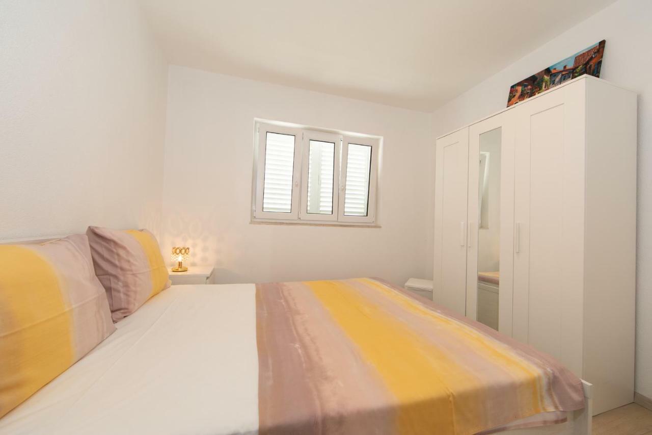Apartmani Marija Jakir Brela Zewnętrze zdjęcie